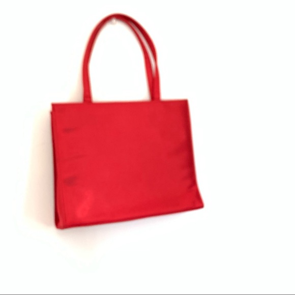 Giorgio Beverly Hills Magnetic closure Satin red bag Versatile for many uses - Picture 3 of 5
